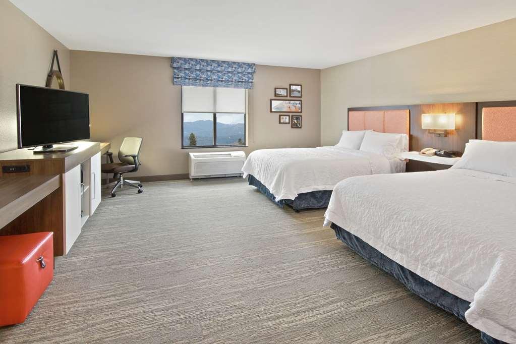Hampton Inn & Suites Спокан-Валлі Номер фото